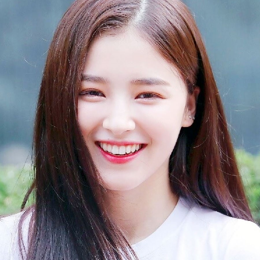 Dáng răng sứ tự nhiên