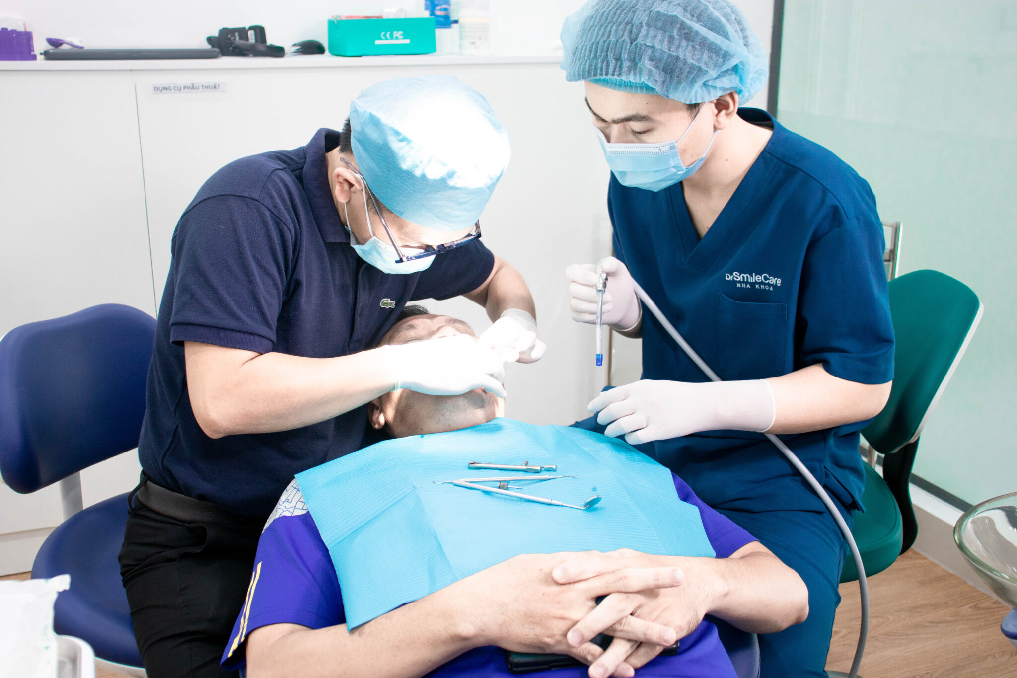 Răng Ê Buốt Sau Khi Bọc Sứ: Bình Thường Hay Cần Tái Khám? 2 Quy trình xử lý ê buốt kéo dài tại Nha khoa Dr.SmileCare